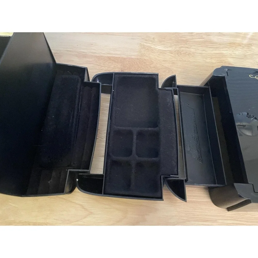 The Jewel Kit by Ingenious Designs Vintage Accordion Style Black Jewelry Box